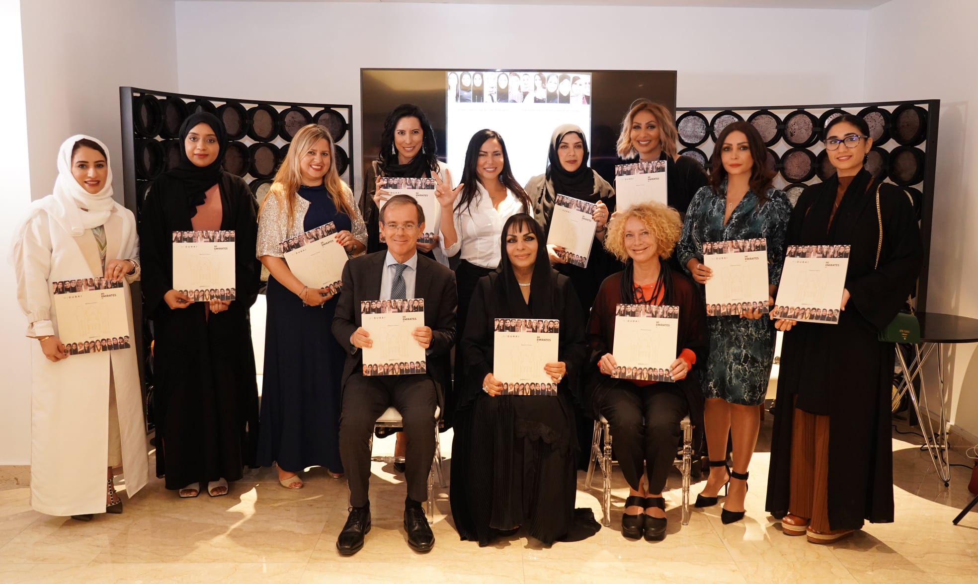 Presentazione del libro "Hi Dubai - Hi Emirates" presso l'Istituto Italiano di Cultura Abu Dhabi